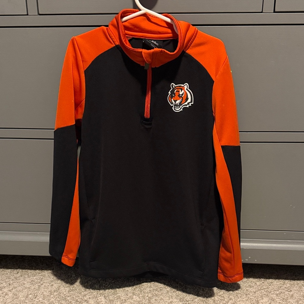 Cincinnati Bengals Black & Orange Quarter-Zip Pullover boys size 7…no size tag